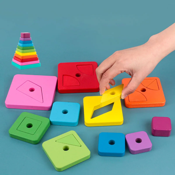 Turnulet pentru stivuit Montessori din lemn, multicolor